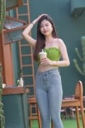 居心脱掉衣服7028的奶片